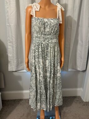 Beautiful Altar's State size XL sage green white floral paisley print midi dress